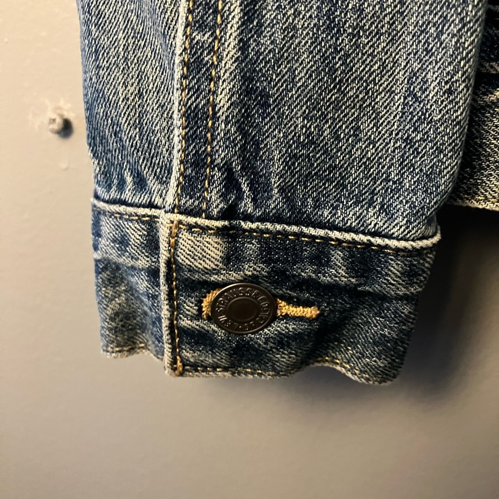 Levi's relaxed boyfriend xs Denim Jacket for Women fits big - Picture 7 of 13